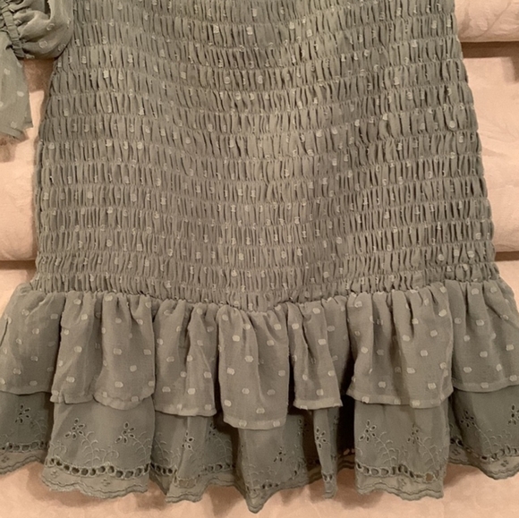 ♡ ASOS Design Green mint ruffle dress - Picture 3 of 4